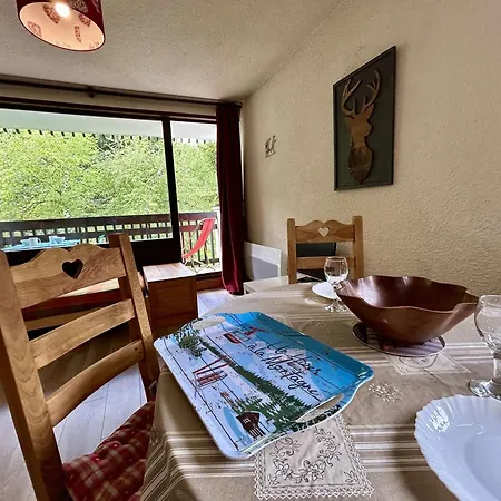 Apartment Avec Coin Montagne - 4 Pers, A 100m Des Telecabines, Piscine, Parking, Casier A - Fr-1-330f-94